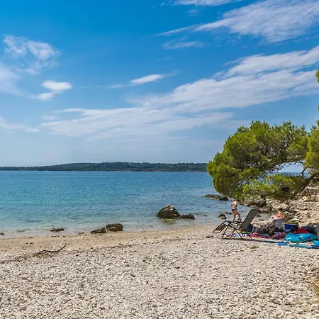 Pensionat House Romy Štinjan