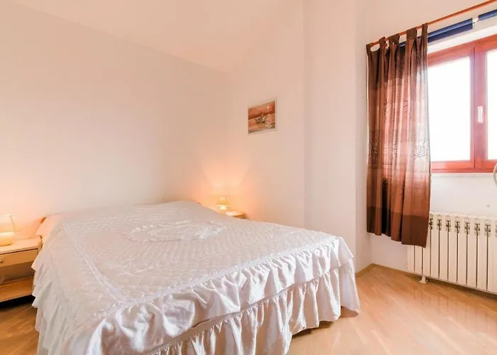 Guest house House Romy Stinjan