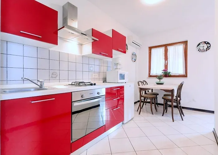 House Romy Guest house Stinjan